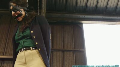 FutileStruggles – Ellen Equestrian to PonyGirl – Leather 2.mp4