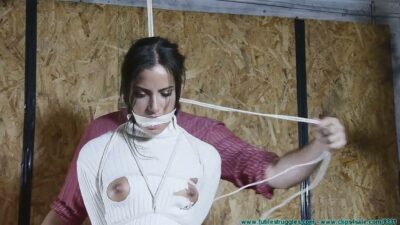 FutileStruggles – The Big Bouncing Nuts Hurt Like the Dickens 2.mp4
